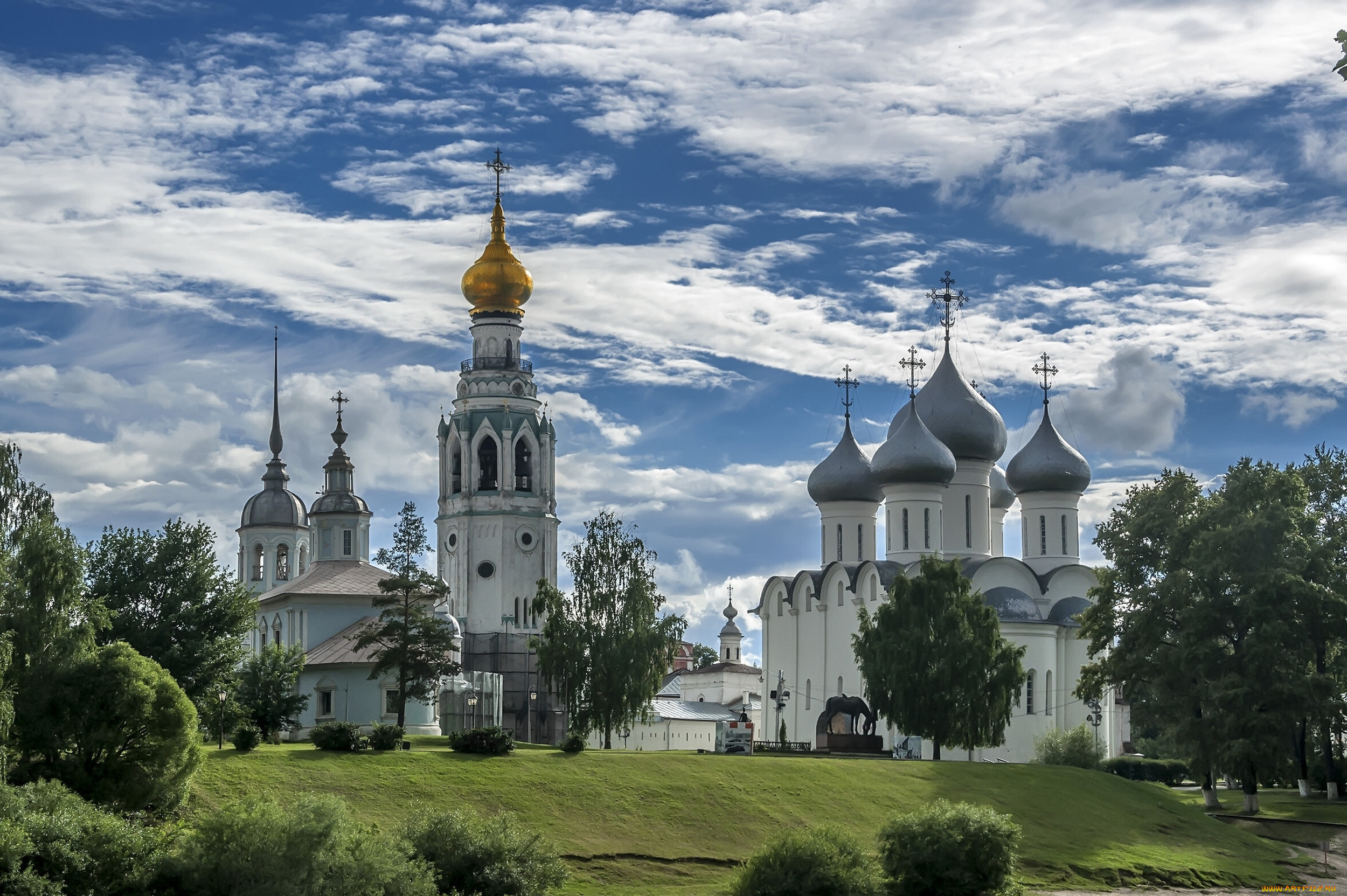 Вст вологда. Вологодский Кремль Вологда. Достопримечательности Вологды Вологодский Кремль. Вологодский Белокаменный Кремль. Вологодский Кремль Вологда фото.